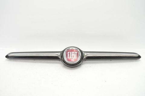 Ön Panjur Fıat 500X