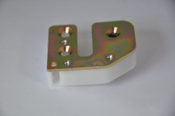 Kapı Kilit Karşılığı Ön Sağ R9-R11 (Kapıdaki Beyaz)