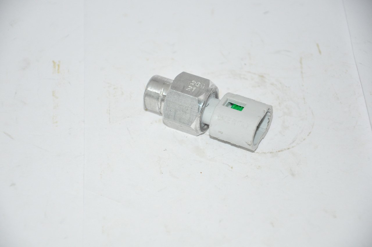 Hidrolik Direksiyon Basınç Müşürü Clio-Kango-Megane