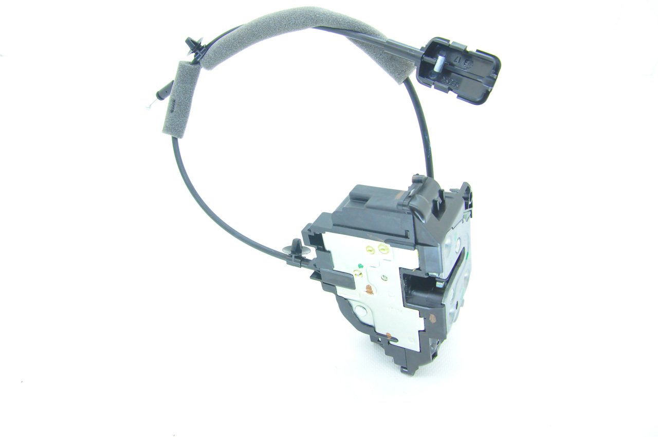 Kapı Kilidi Ön Sağ Master 2011 Sonrası