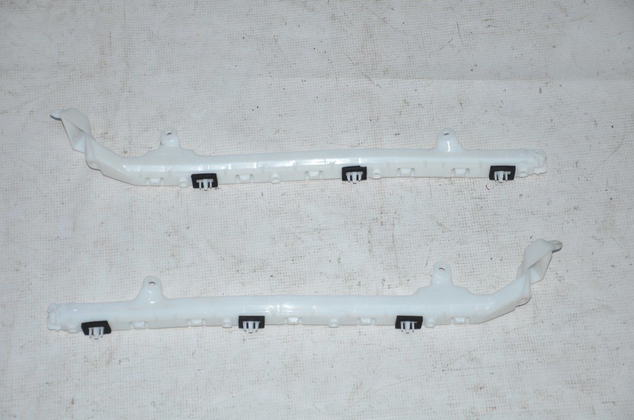 Tampon Arka Yan Ayak Tk. Megane IV Sedan