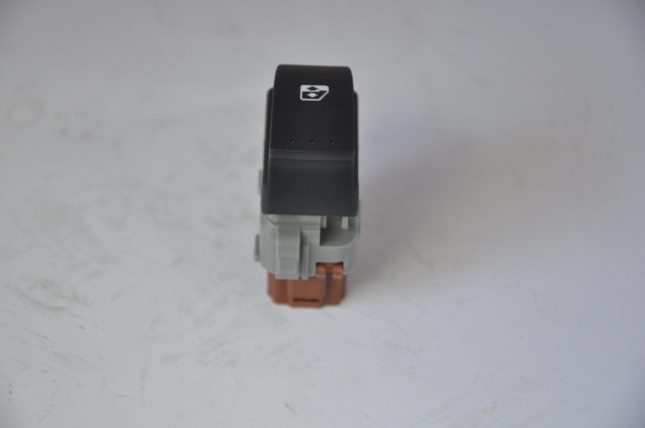 Cam Açma Anahtarı Ön Sol İç Sağ Kapı-Ön Kapı Sağ Master 2004-2011 Arası (Kahverengi)