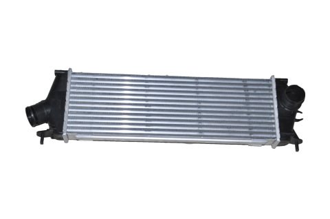 Radyatör Turbo 2.0 Trafic 2007 Sonrası