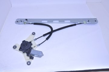 Cam Krikosu Ön Sol Master 2011 Sonrası (Elektirikli)