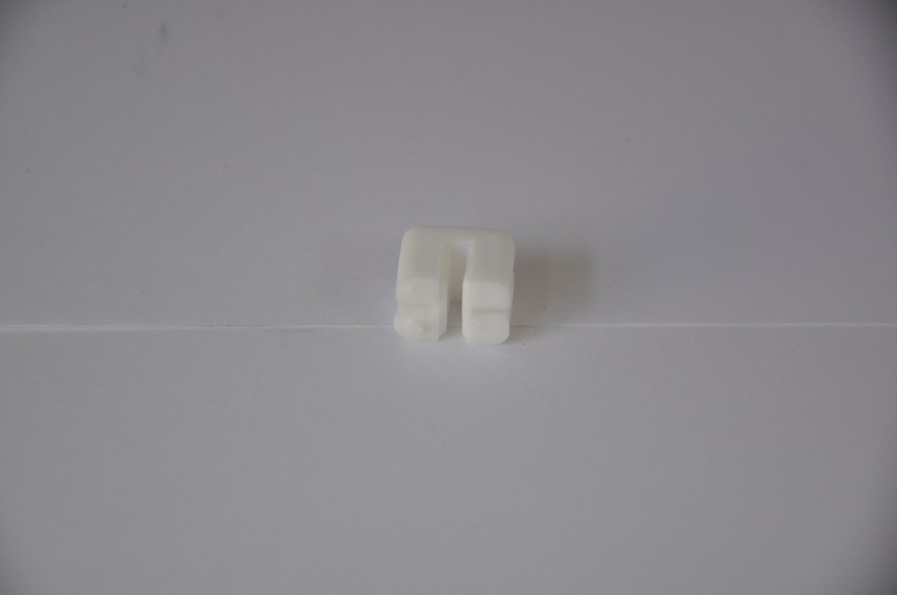 Kapı Cam Kayıcı Klipsi Büyük Doğan-Şahin-Kartal