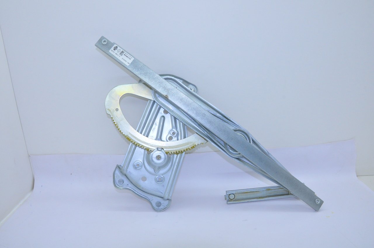 Cam Krikosu Ön Sol Fluence-Megane III (Elektirikli Motorsuz)