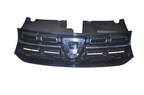 Panjur Ön Sandero II-Stepway 2017 Sonrası (Krom Çıtalı)