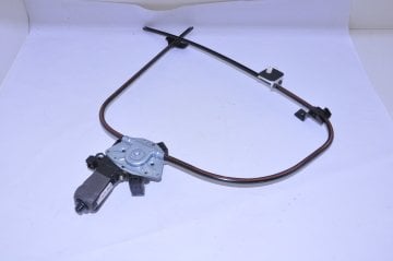 Cam Krikosu Ön Sol R19 (Elektirikli)