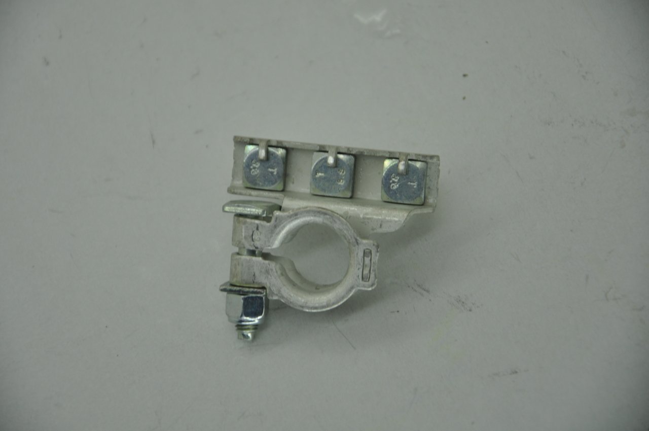 Akü Kutup Başı Megane II (-)