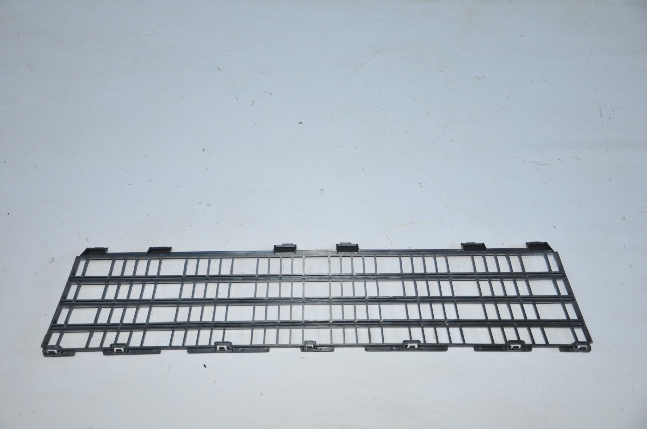 Tampon Ön Alt İç Panjur Clio III