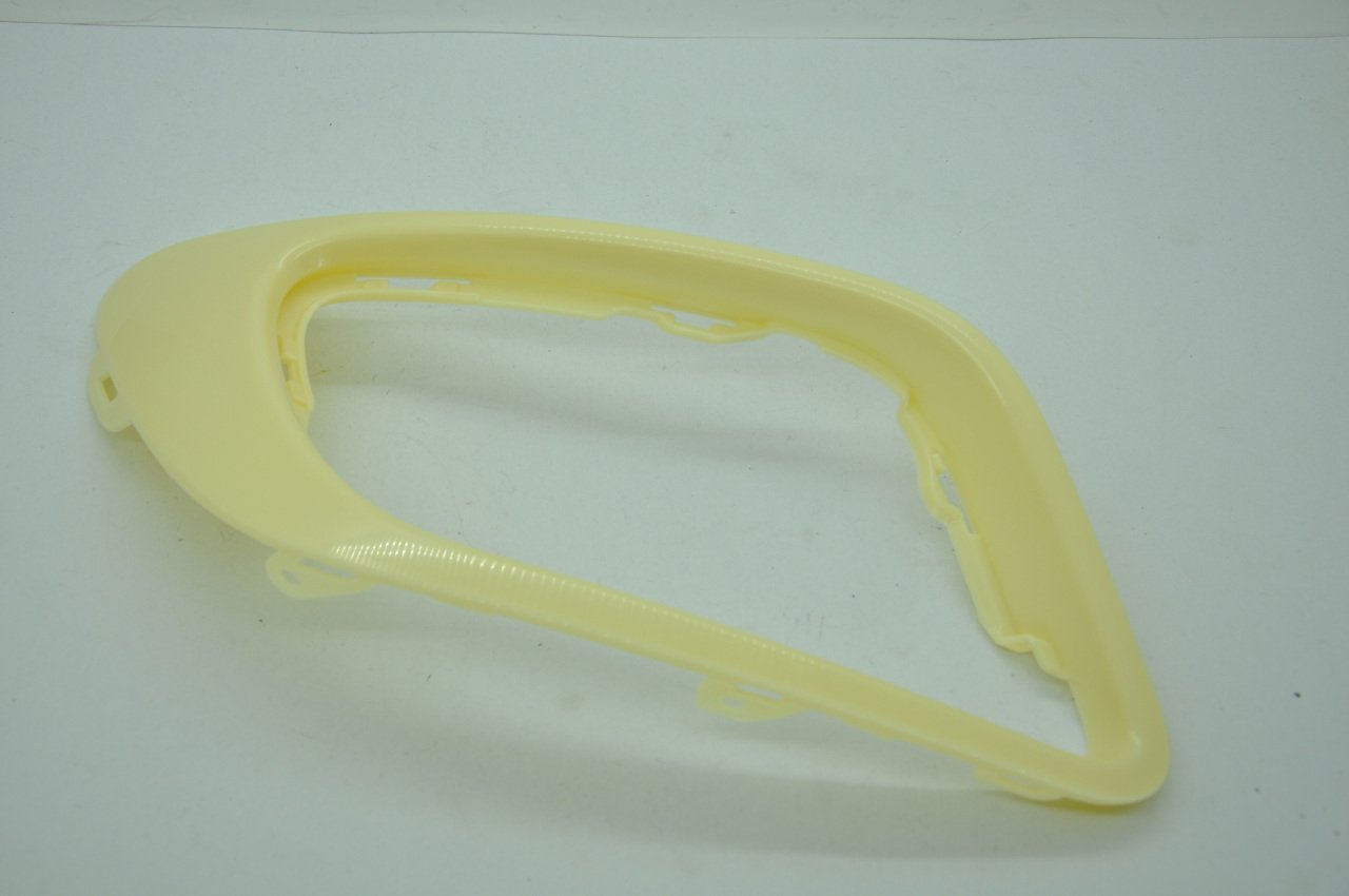 Sis Kapak Çerçevesi Sol Fluence 2012 Sonrası (Boyanan Tip)