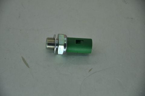 Yağ Müşürü 1.5 Clio-Kango-Megane II (Yeşil Soket)-2.5 16 Valf Master G9U