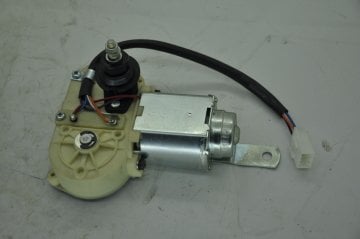 Silecek Motoru Arka Kartal (Vidalı)