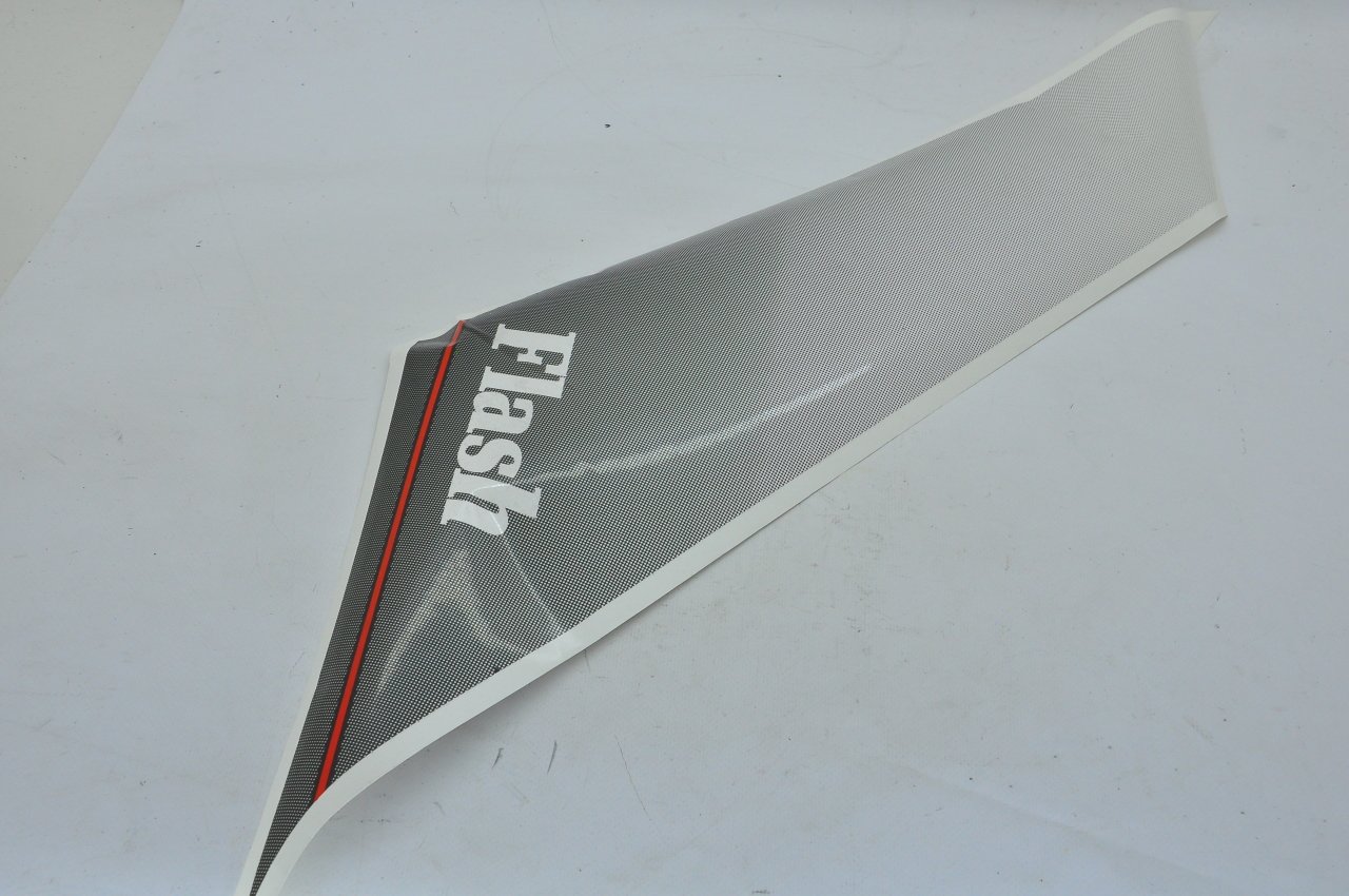 Çamurluk Yazısı Arka Sol R11 Flash