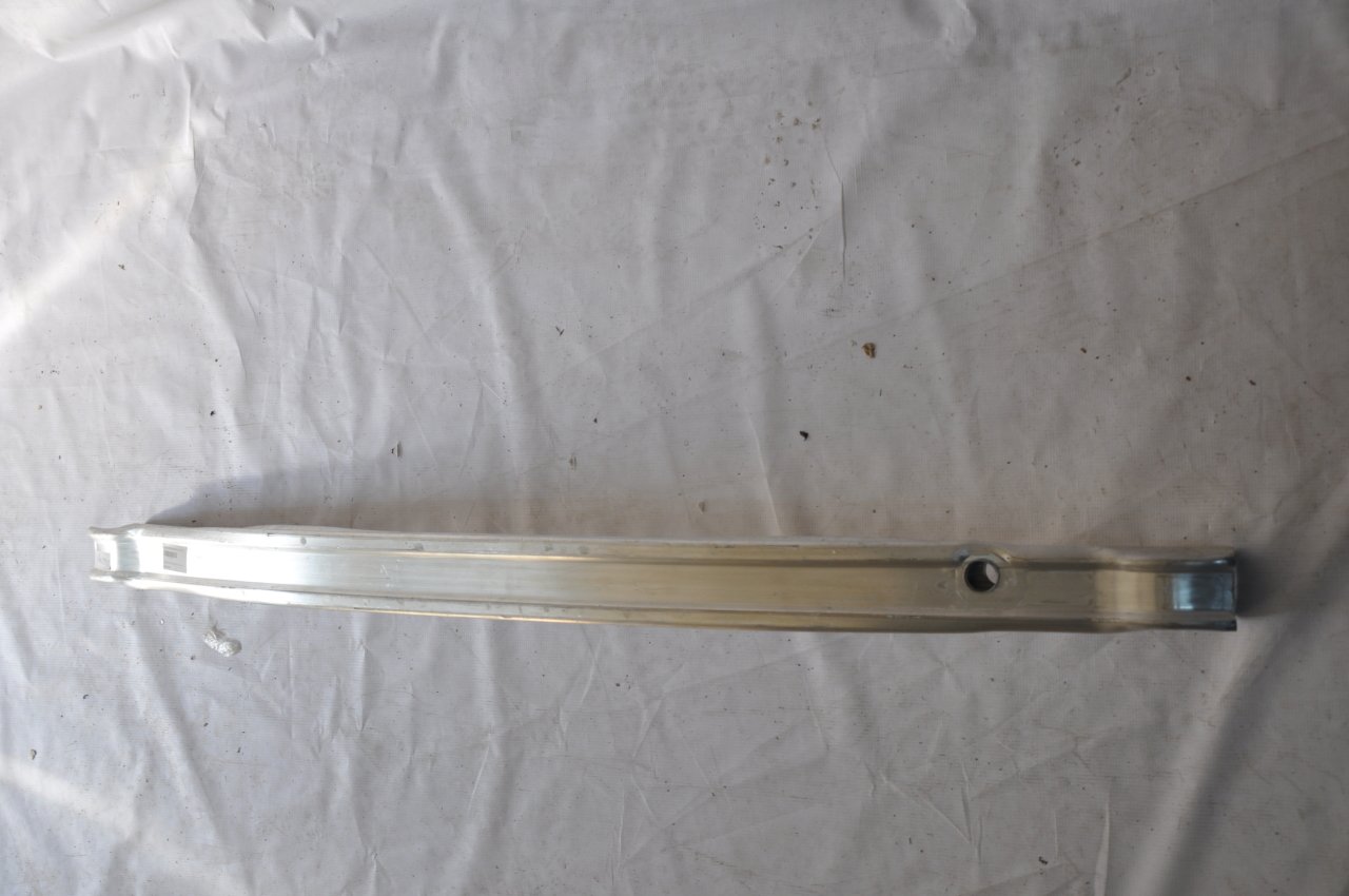 Tampon Ön Traversi Megane II