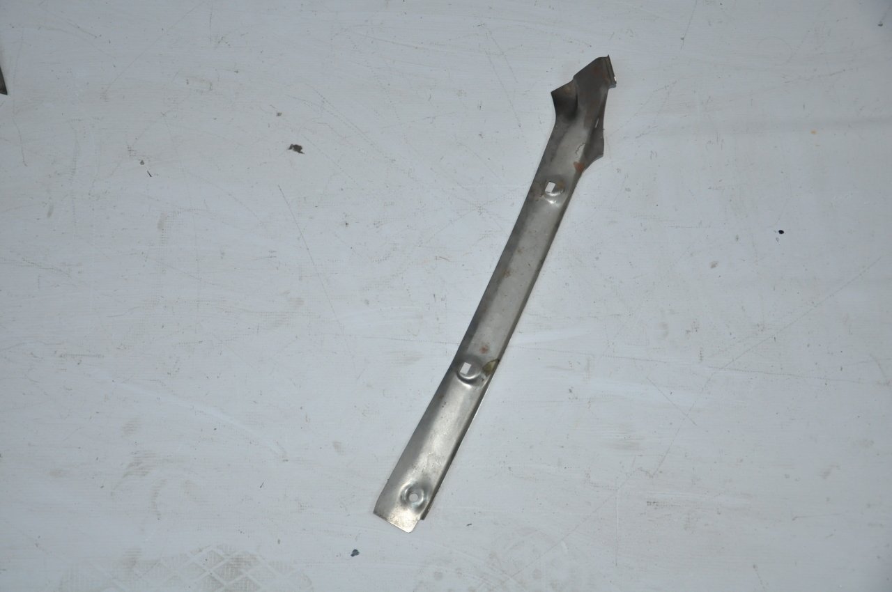 Ön Cam Direk İç Sacı Sol R9-R11