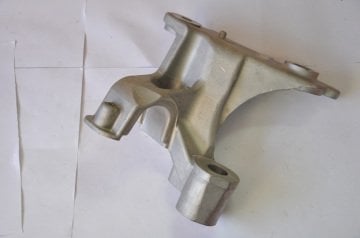 Motor Beşiği Yan Bağlantı Ayağı Sol Megane IV