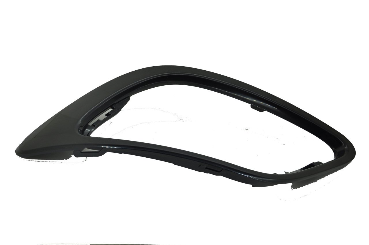 Sis Kapak Çerçevesi Sağ Fluence 2012 Sonrası (Boyanan Tip)