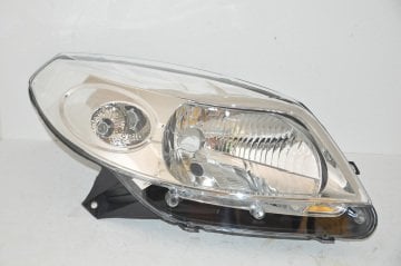 Far Sağ Dacıa Sandero 2008-2013 Arası