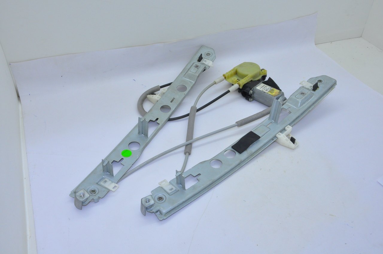 Cam Krikosu Ön Sol Megane II (Elektirikli Tek Foksiyonlu)