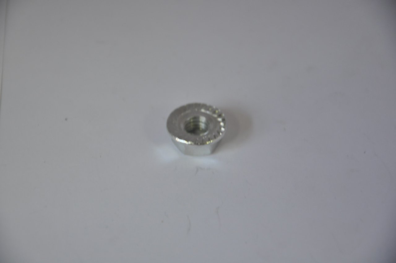 Eksoz Manifold Somunu R9-R11-R19-Clio-Kango-Megane