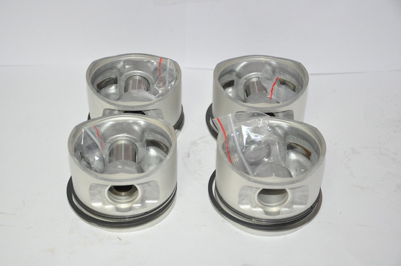 Motor Piston+Segman Tk.Std 2.0 16 Valf Laguna N7Q