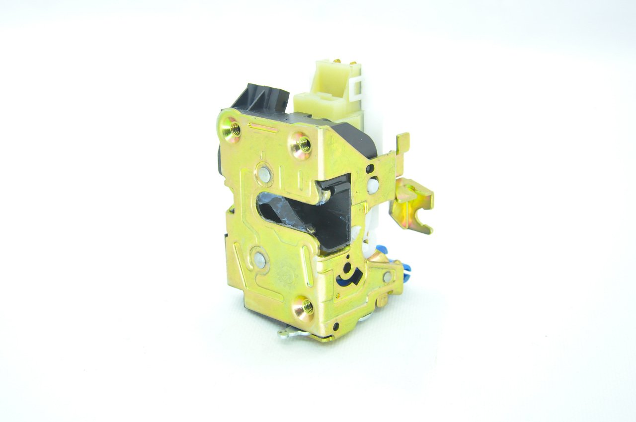 Sürgülü Kapı Kilidi Sağ Kango 1997-2007 Arası (Motorlu)