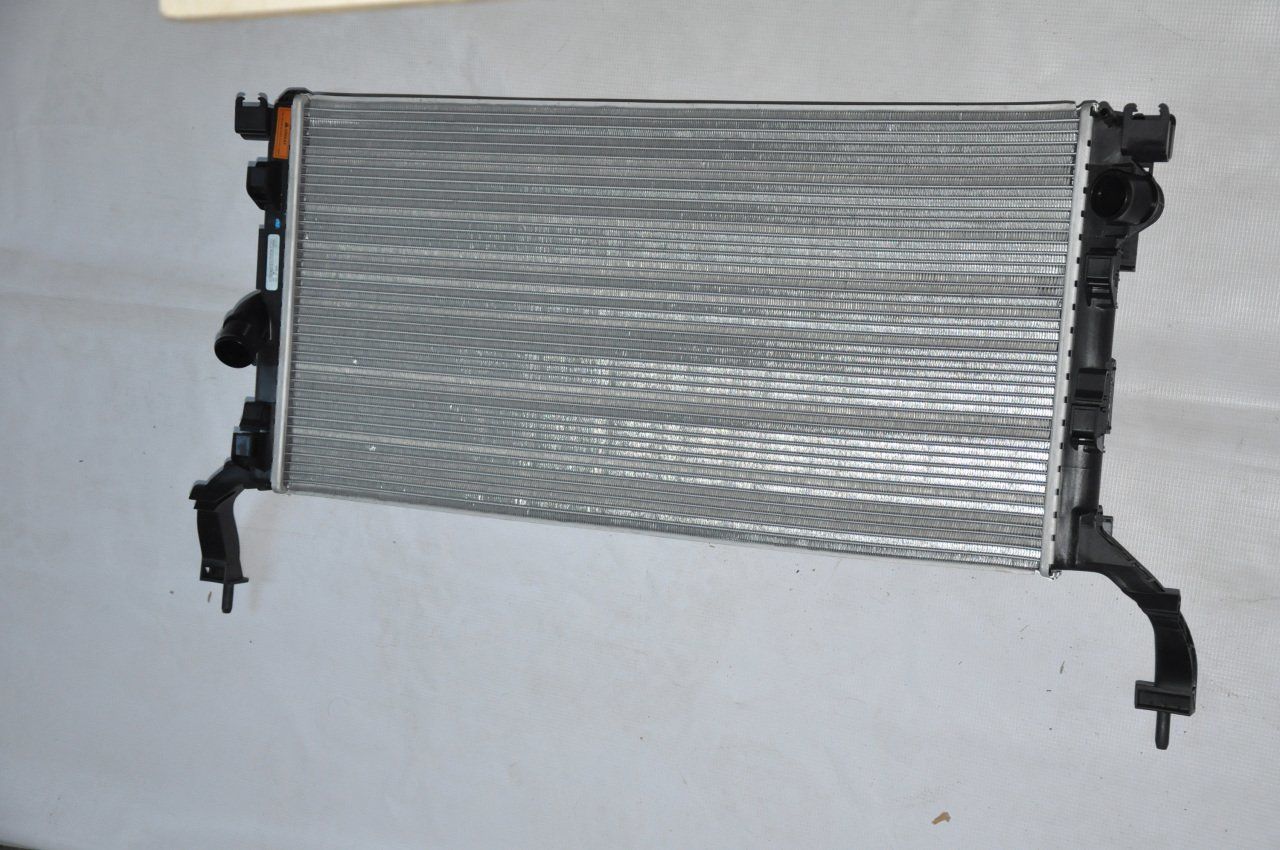 Radyatör Su 1.5 Latitude-Laguna III