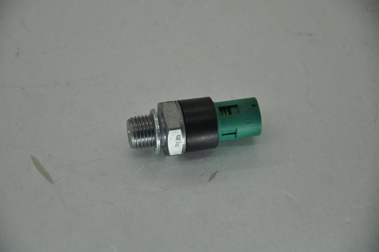 Yağ Müşürü 1.5 Clio-Kango-Megane II (Yeşil Soket)