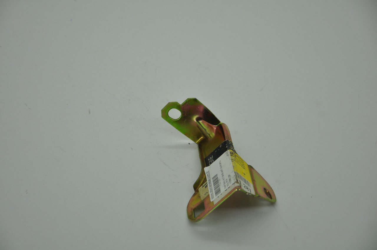 Far Sacı Alt Bağlantı Suportu Sol R19