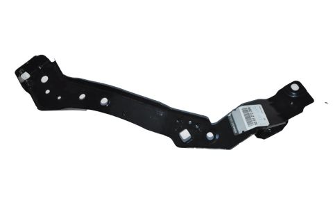 Far Ve Çamurluk Bağlantı Sacı Sağ Fluence