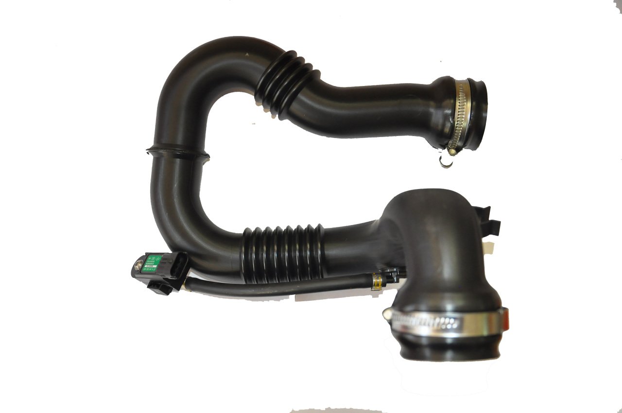 İntercool Hortumu (Sağdan Çıkış Üst) 2.0 Trafıc M9R (Sensörlü)