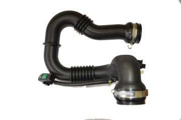 İntercool Hortumu (Sağdan Çıkış Üst) 2.0 Trafıc M9R (Sensörlü)