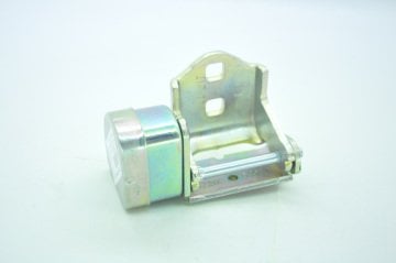 Kapı Menteşesi Alt Ön Sağ Megane II (Yeşil Boyalı)