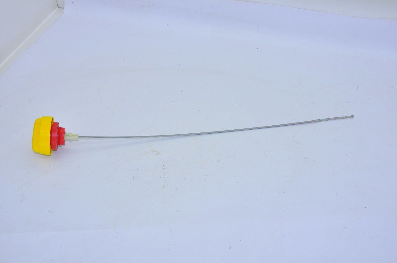 Yağ Çubuğu+Kapak 1.9 Trafic