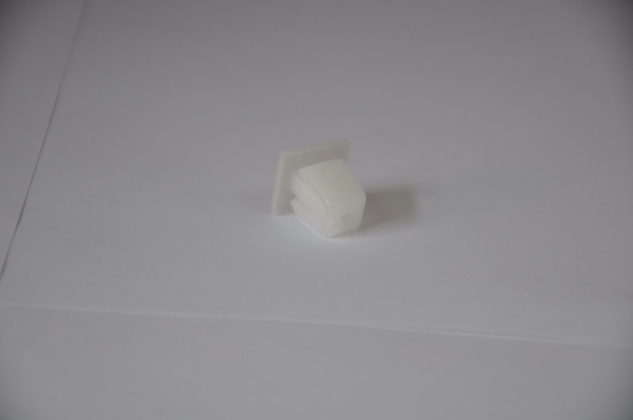 Tampon Arka Klipsi R9 Em