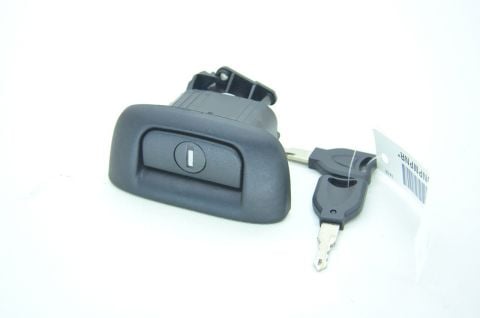 Bagaj Kilidi Dış Clio Sembol 1998-2006 Arası