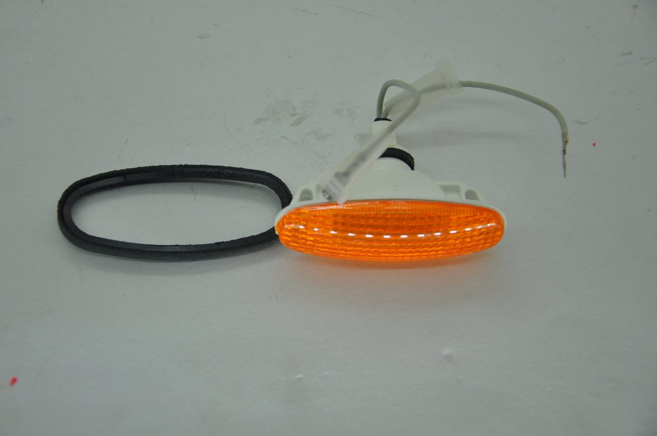 Çamurluk Sinyali Ön Dacıa Pick-Up