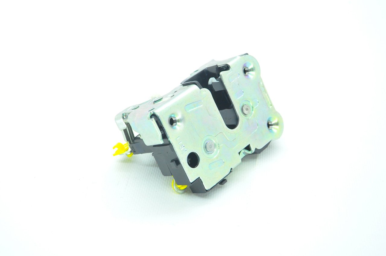 Kapı Kilidi Ön Sol Master 1998-2011 Arası