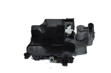 Sürgülü Kapı Kilidi Sağ Doblo 2001-2010 Arası (Elektirikli Çocuk Kilitsiz)