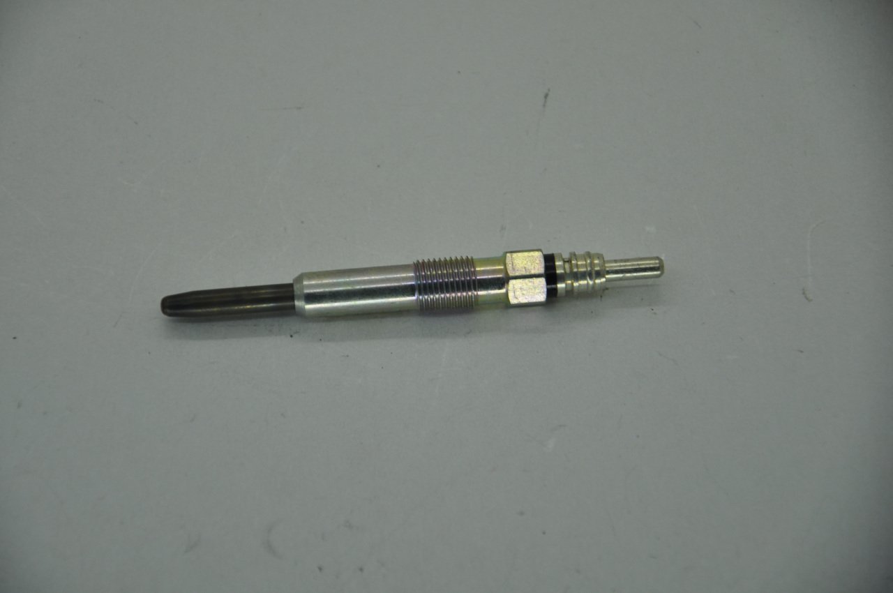 Isıtma Bujisi (Adet) 1.5 Clio-Kango-Megane II-1.9 Trafic F9Q