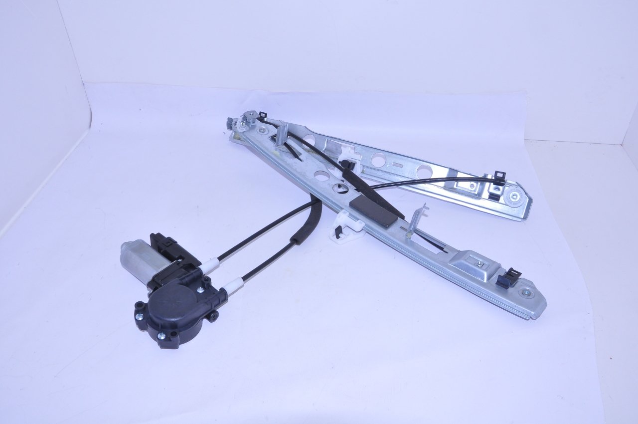 Cam Krikosu Ön Sol Megane II (Elektirikli)