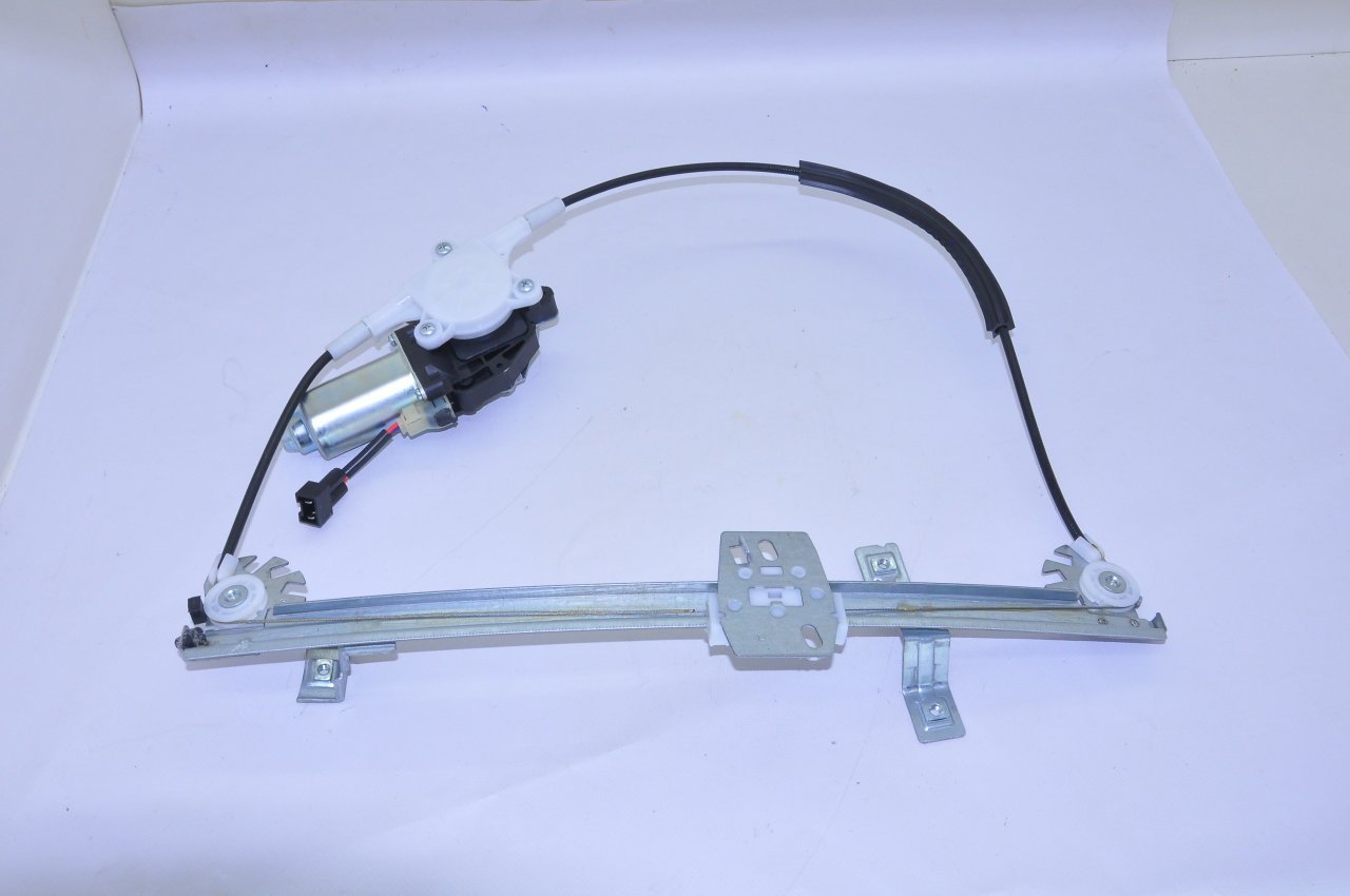 Cam Krikosu Ön Sol R9-R11 (Elektirikli)