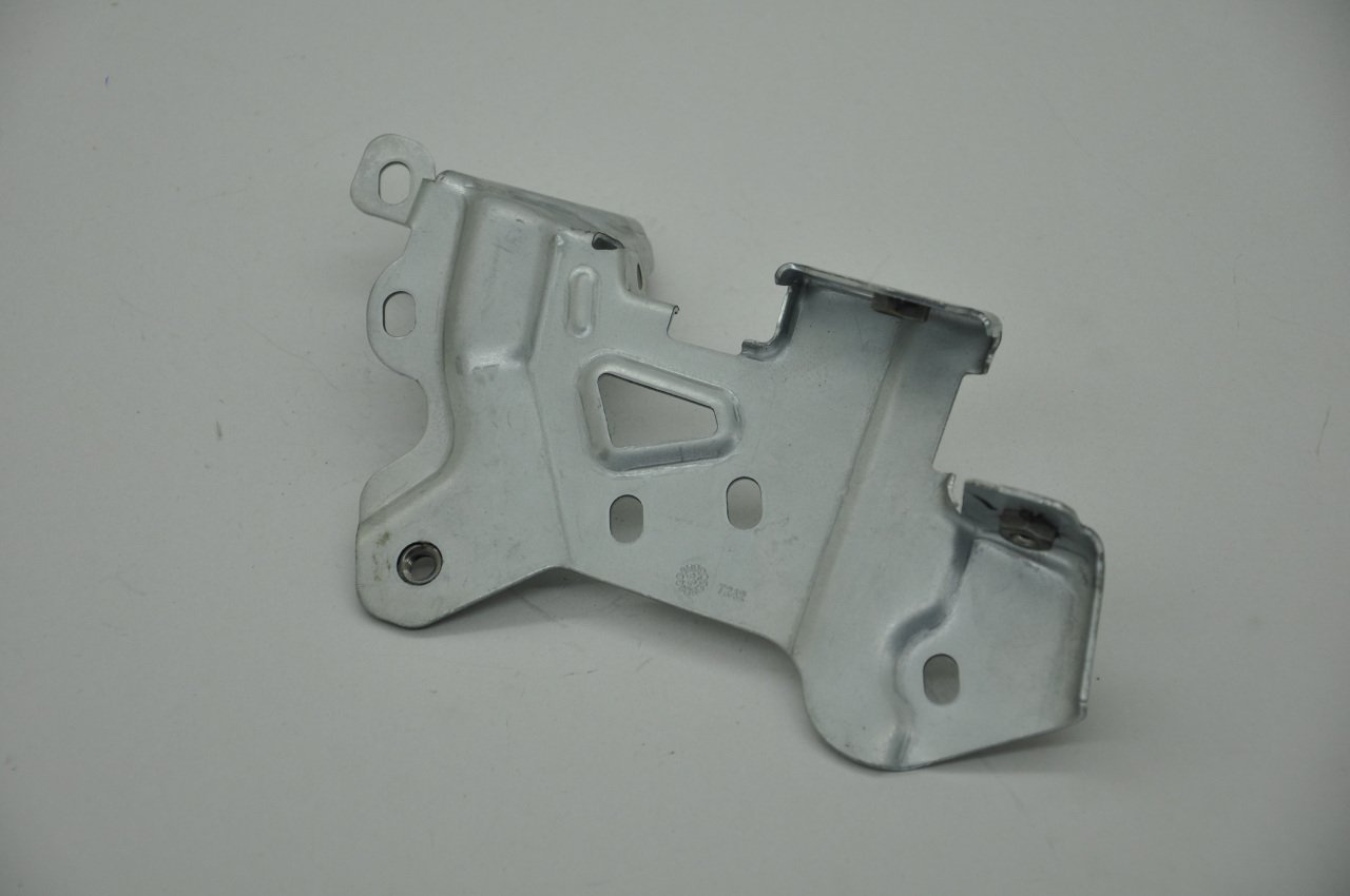 Panel Ön Far Alt Bağlantı Braketi Sol Doblo 2015 Sonrası