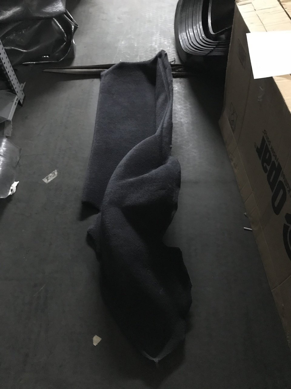 Bagaj Yan Halı Tk.Kartal (Gri Sağ-Sol)