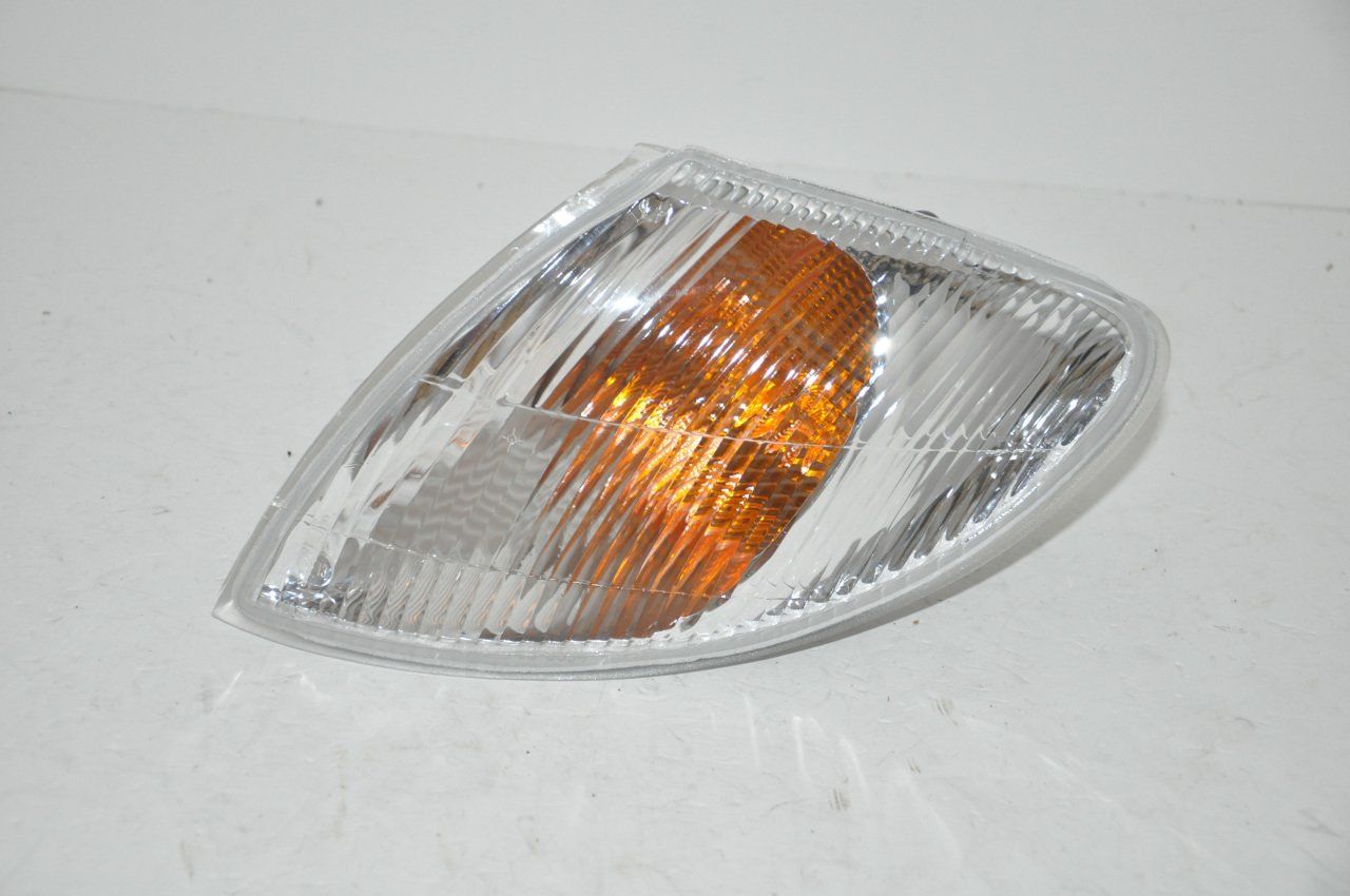 Sinyal Lambası Ön Sol Megane 1995-2002 Arası