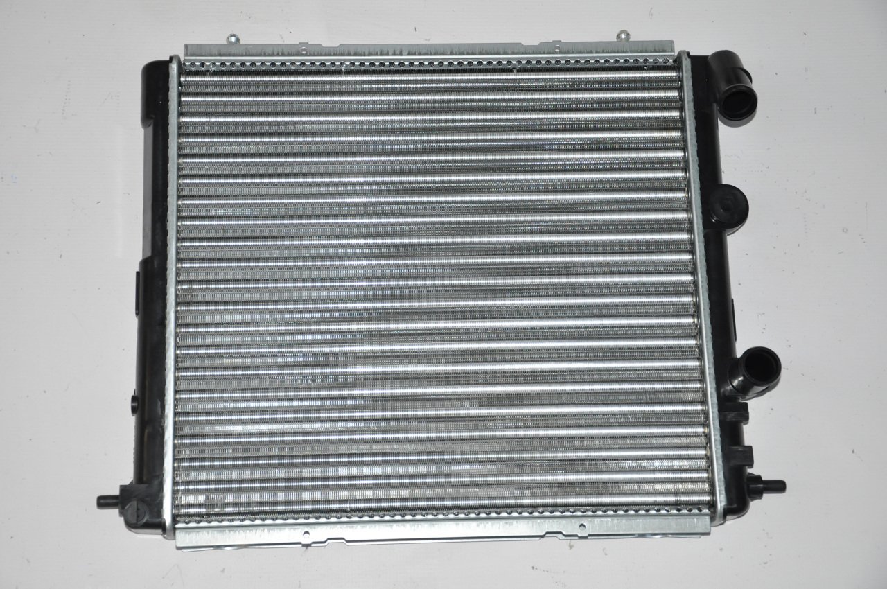 Radyatör Su 1.4-1.6 R19 (Klimalı Enjeksiyonlu)