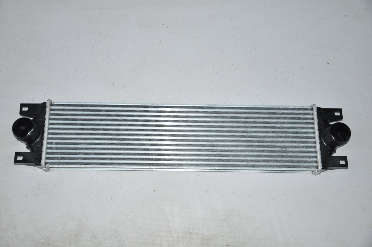 Radyatör Turbo 2.5 Master II 2004-2011 Arası