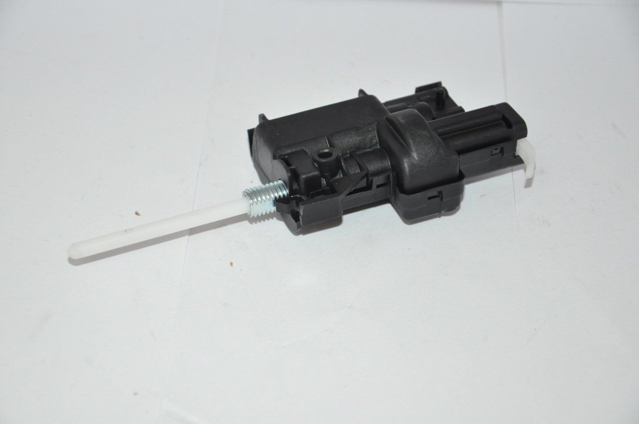 Yakıt Depo Kapak Kilit Motoru Megane II Sedan-Megane III