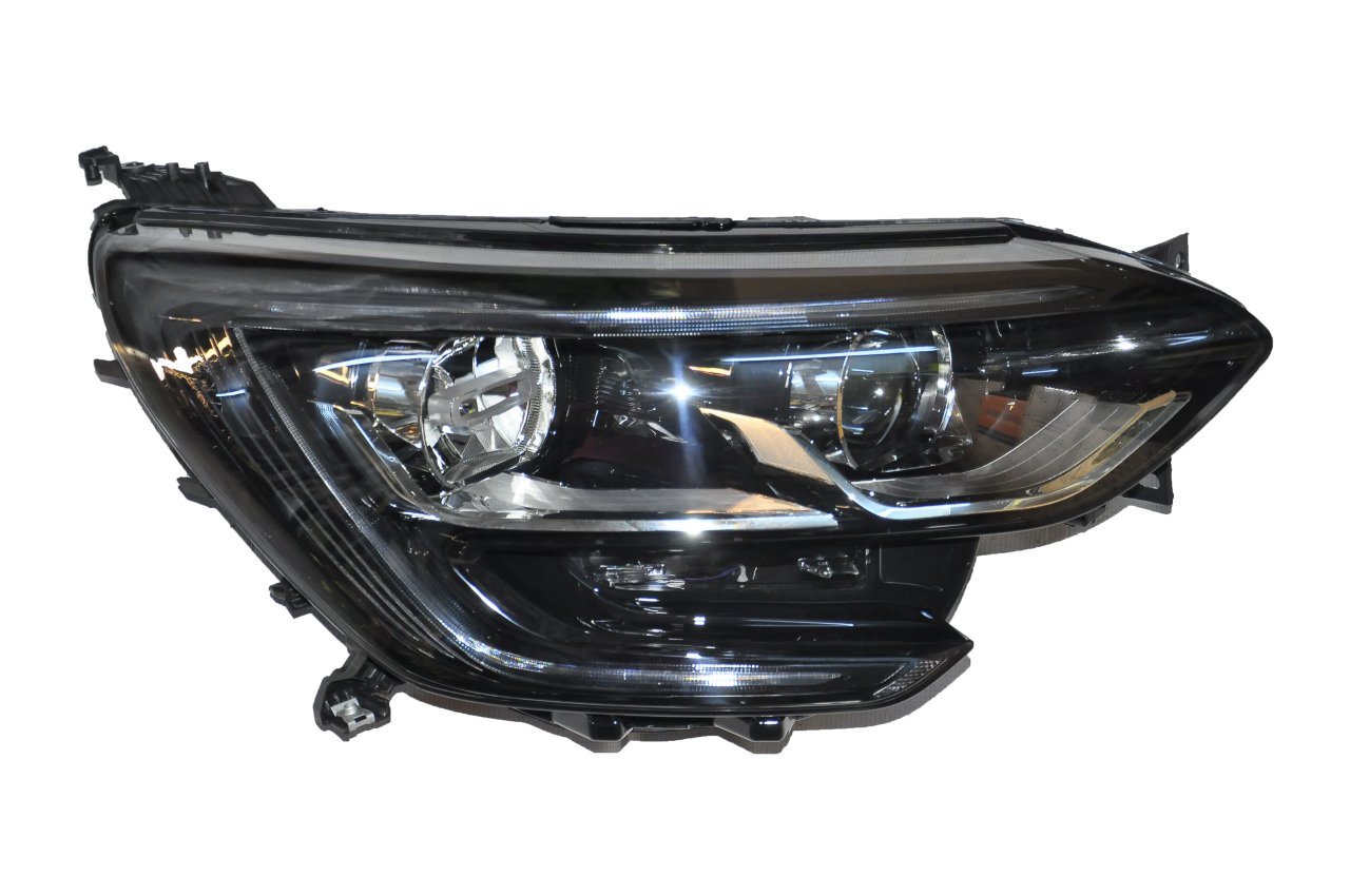 Far Sağ Megane IV (Siyah Çerçeveli Yarım Ledli)